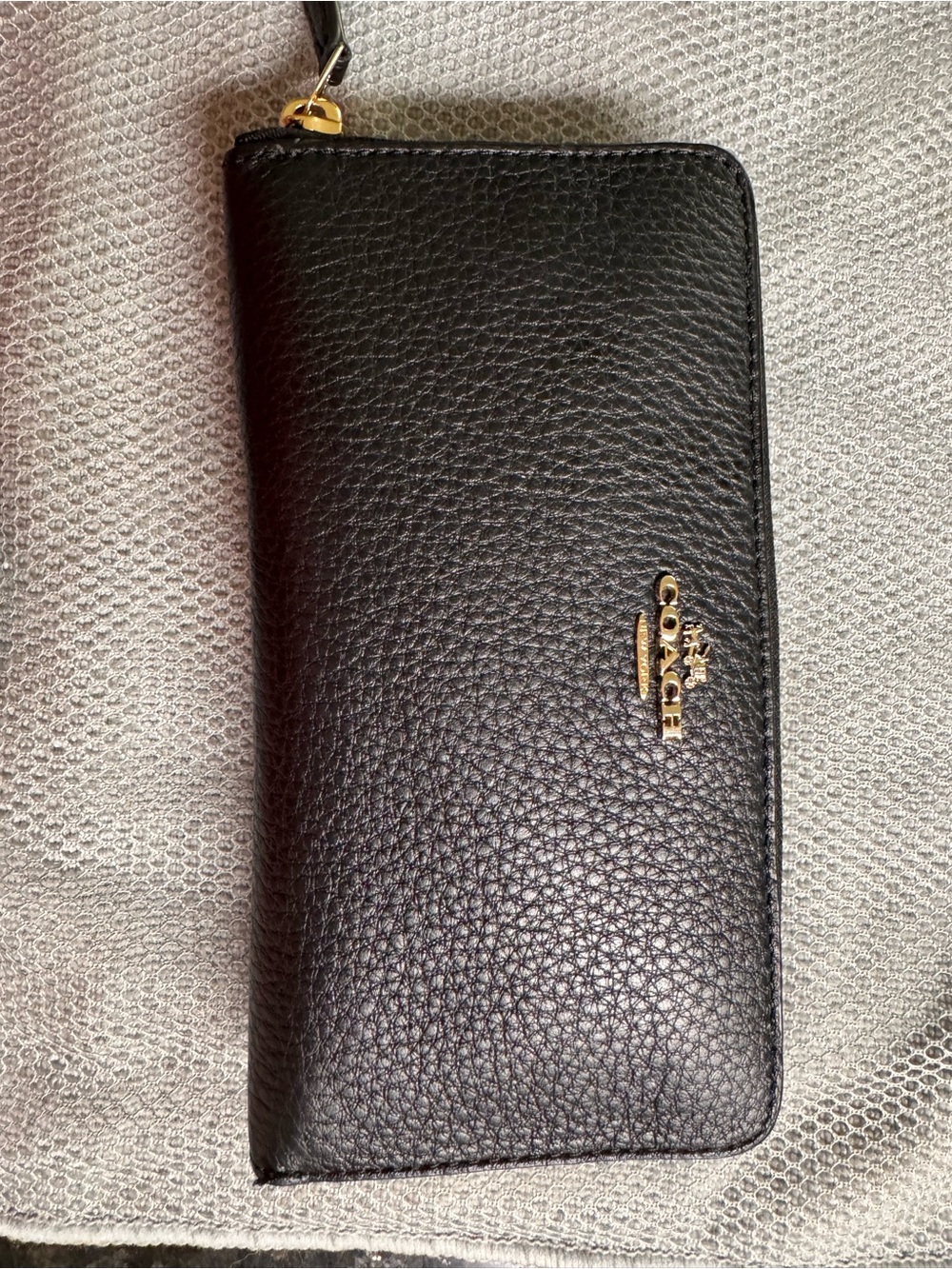 Coach Black Pebbled Leather Zip Wallet - Picture 4 of 15
